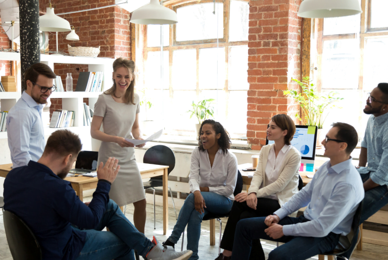 A workshop of Romanian Lessons where Expats and Foreigners are Learning Romanian Language