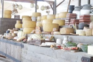 learn Romanian food vocabulary and you will understand better the food products in the market